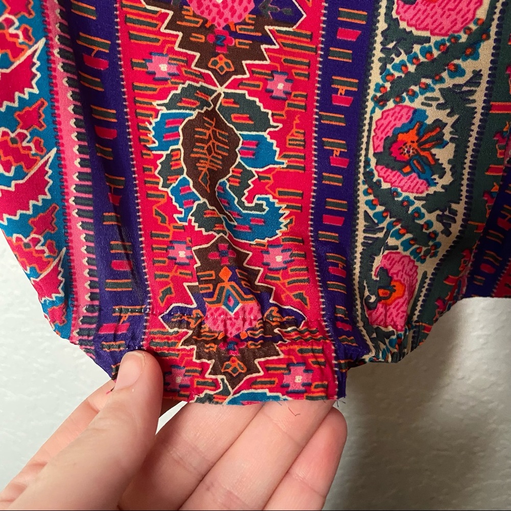 Vintage Leslie Fay Dresses Short Sleeve Crop Tribal Print Blouse Shirt Size 12 - Picture 4 of 7